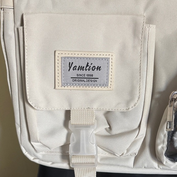 YAMTION White Backpack with Cute Patches SLEEVES TO PUT SMALL FAVORITE TOY! - Picture 3 of 6